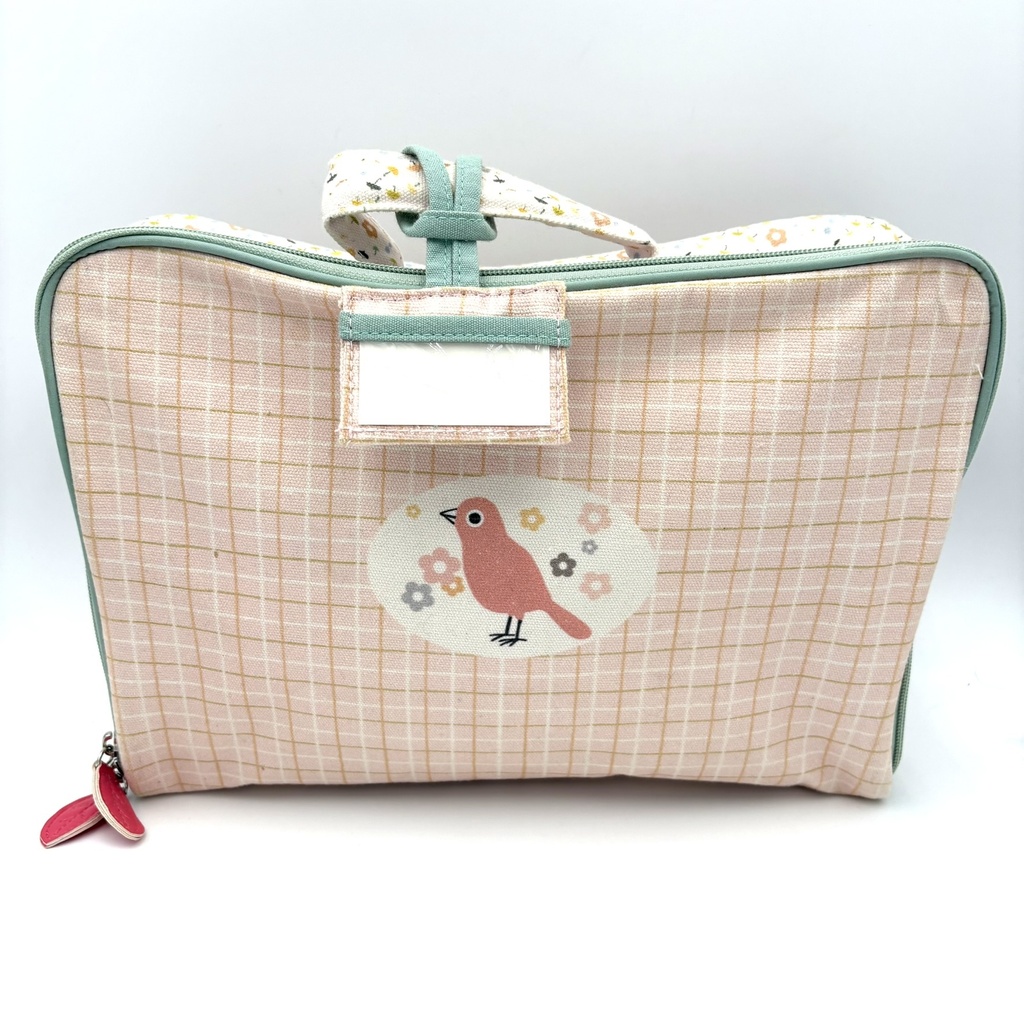 Koffertje voor poppenkleding – Pomea
